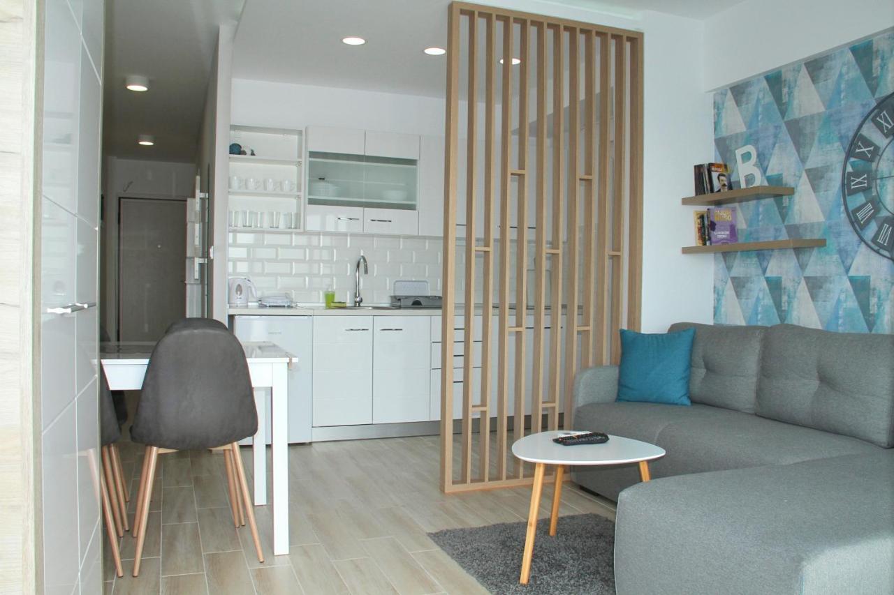 M Apartments, Kallikratia Nea Kallikrateia Exteriör bild